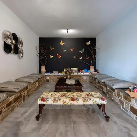 Parosland Αλυκή