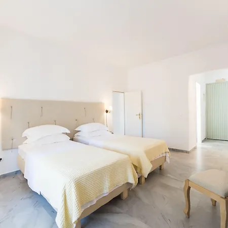 Parosland Hotel Alikí