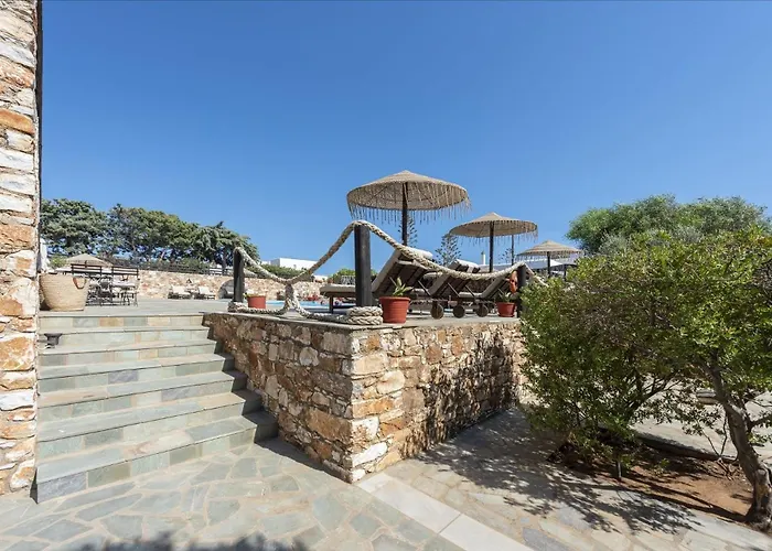 מלון Parosland Alikí