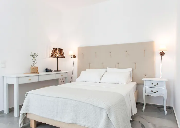 מלון Parosland 4*