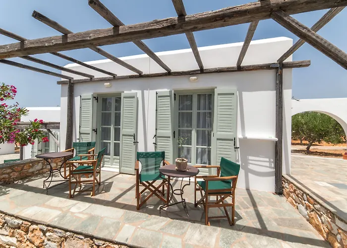 Parosland מלון Alikí