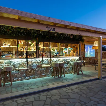 Parosland Αλυκή