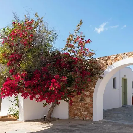 Parosland Ξενοδοχείο 4*