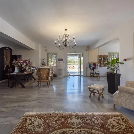 Parosland Αλυκή