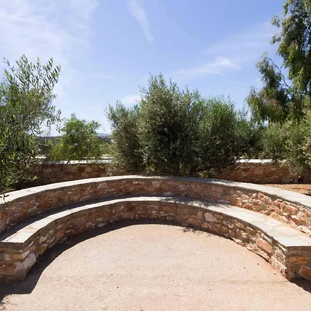 Ξενοδοχείο Parosland