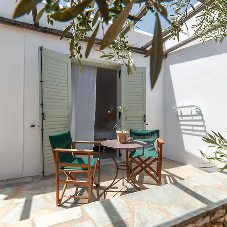 Parosland Αλυκή